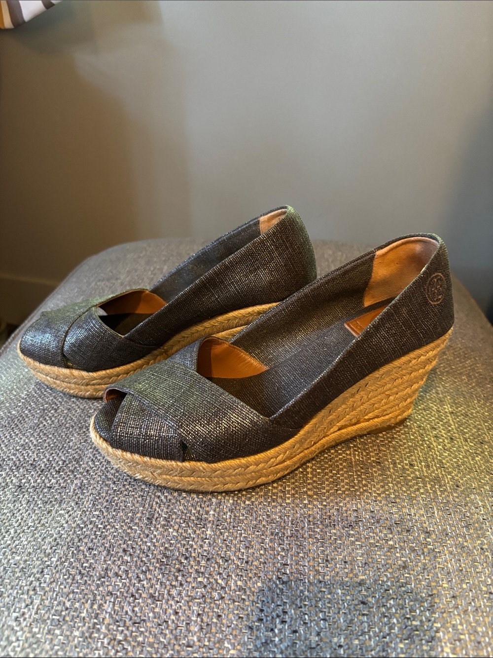 Tory Burch wedges size 8